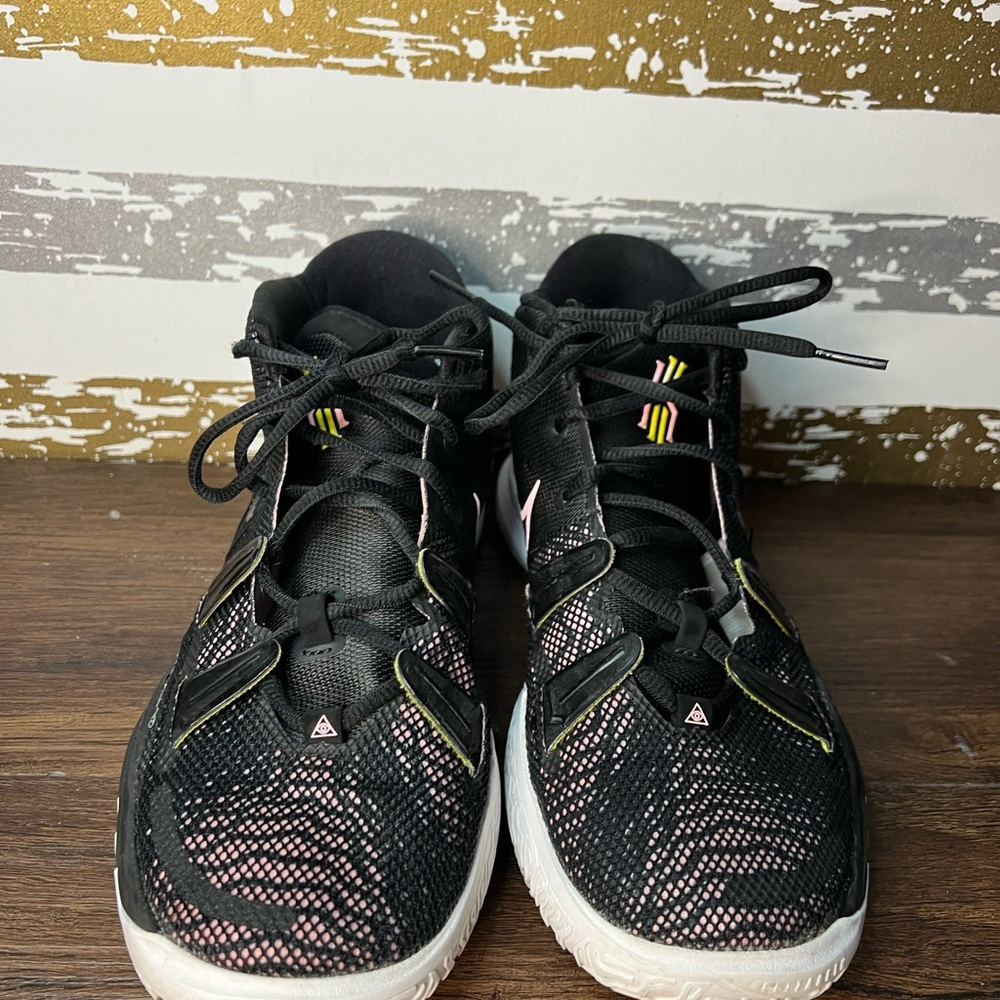 Kyrie “Ripple Effect” - Picture 6 of 6